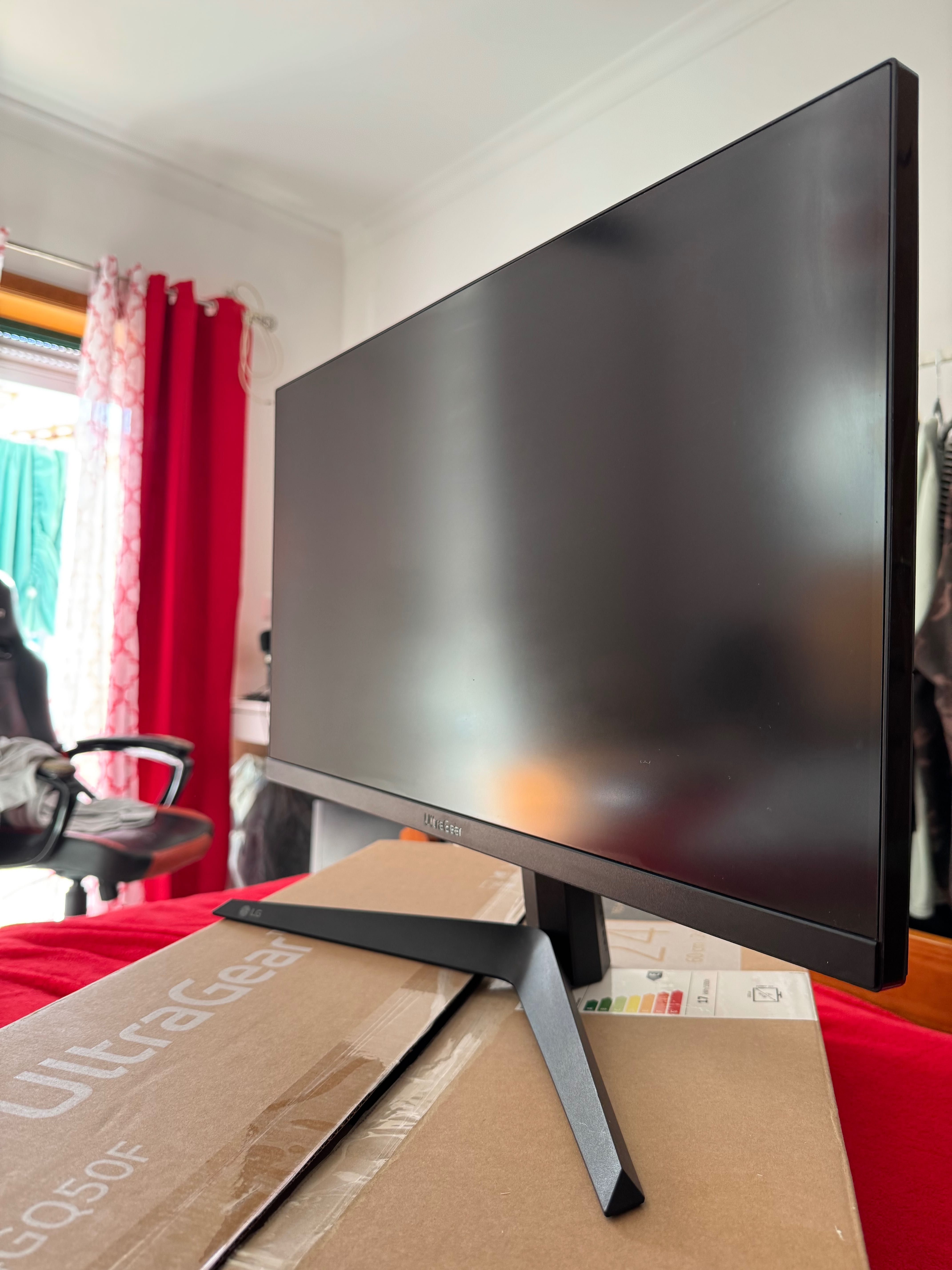 Monitor LG 24GQ50F-B (24'' - Full HD - AMD FreeSync) 165Hz