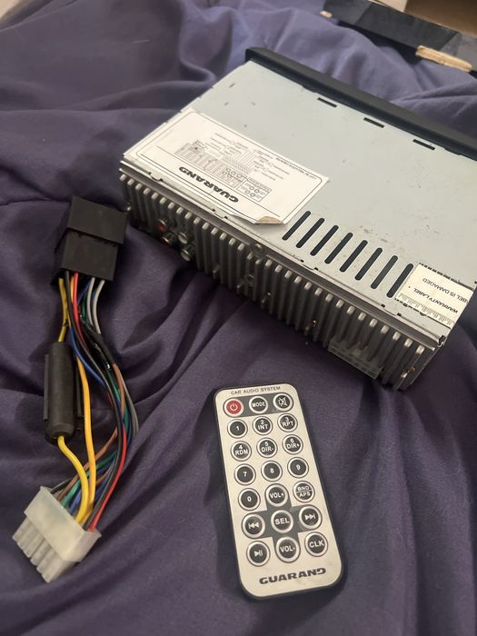 Продам автомагнітолу,б.устан відмінний