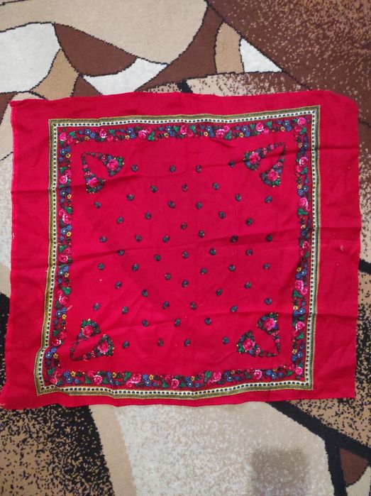 Вышиванка, украинский костюм, гердан, винок и аксессуары, платок,