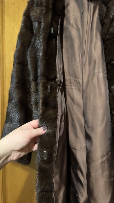Шуба норковая натуральный мех! Продам в хорошие руки!