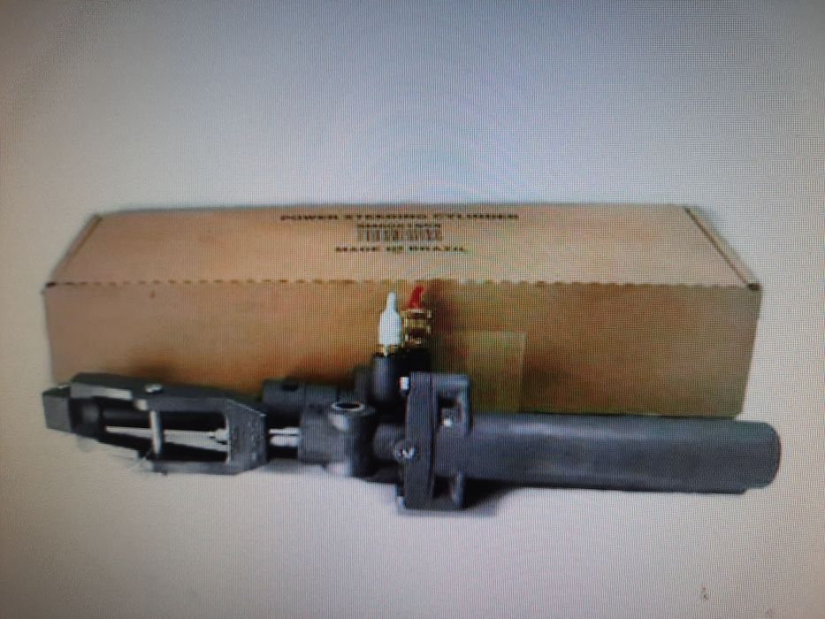 Siłownik  Mercruiser