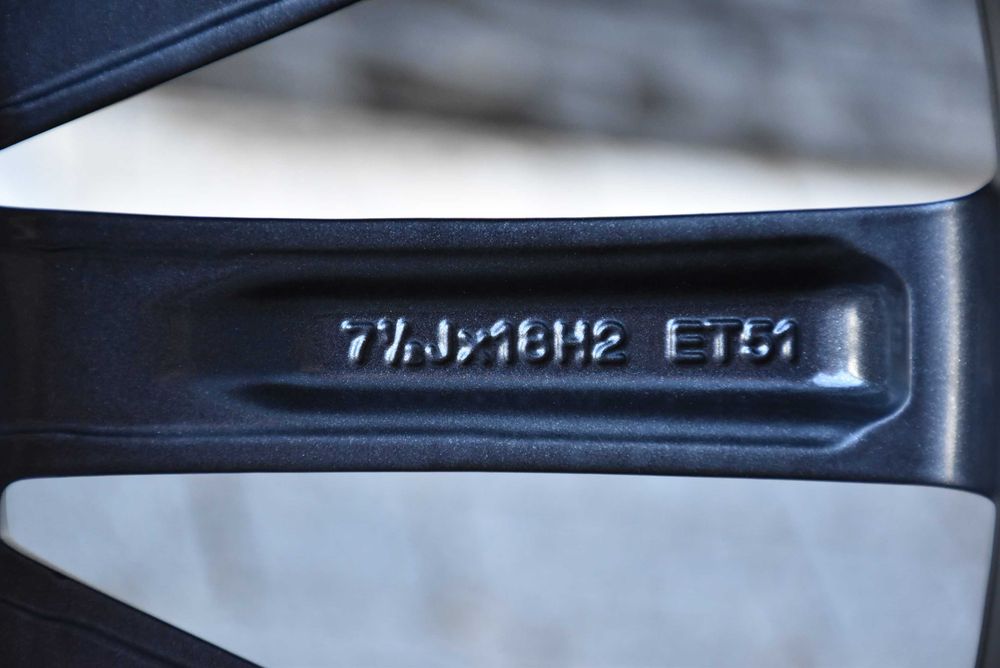 Koła zimowe OEM Audi A3 S3 VW Golf Skoda Octavia Seat Cupra Leon 18"