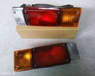 farolins stop Nissan Cabstar e Pickup D21 caixa aberta (NOVOS)
