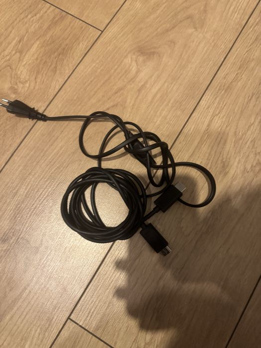 Sprzedam Ps4 pro z grami