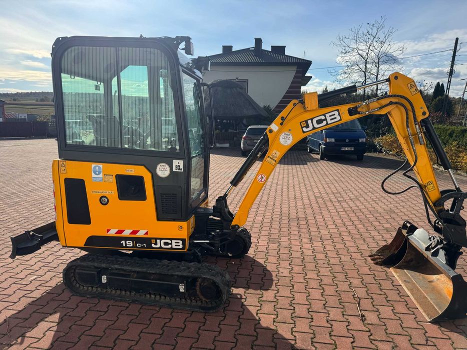 Sprzedam minikoparkę JCB 19c1 2020rok