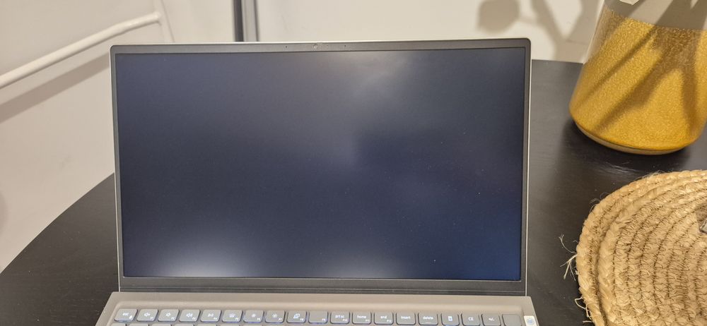 Laptop Dell Inspiron 15 16 GB RAM 512GB SSD Win11 BDB