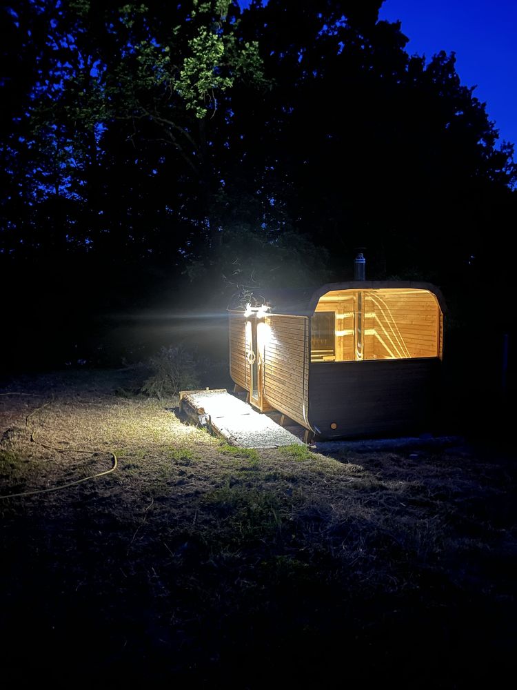 Domek "Przy Lesie SPA". 100 metrów od jeziora SAUNA BANIA JACUZZI