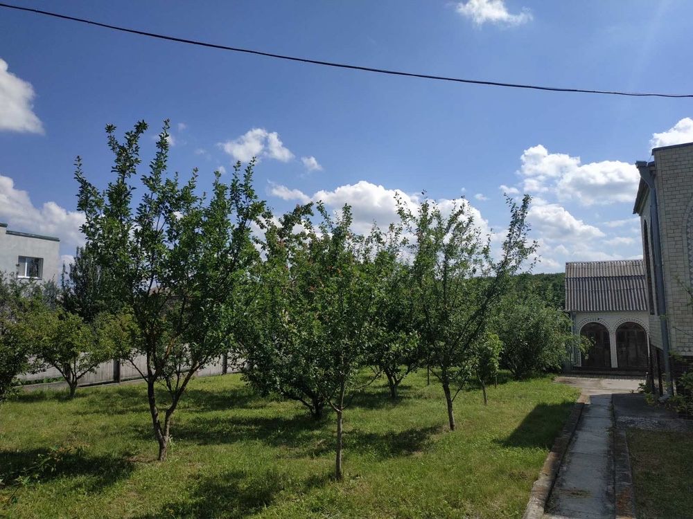 Продам новий дім з земельною ділянкою в м. Красилові, Волиця-1