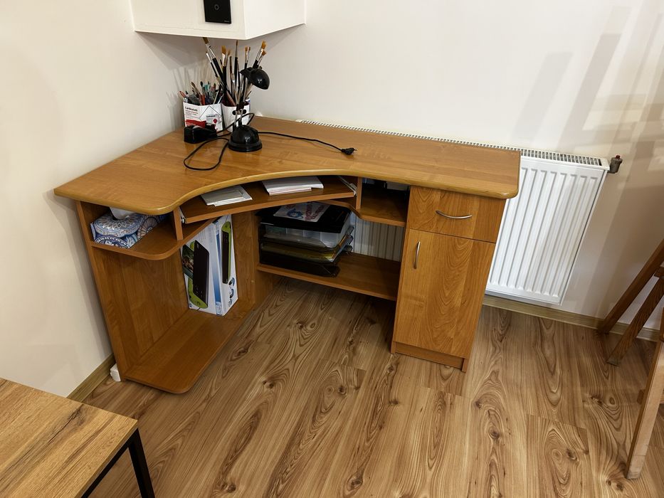 Narozne biurko 140x90