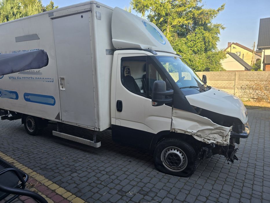 Iveco 35s17 kontener winda  automat 3.0