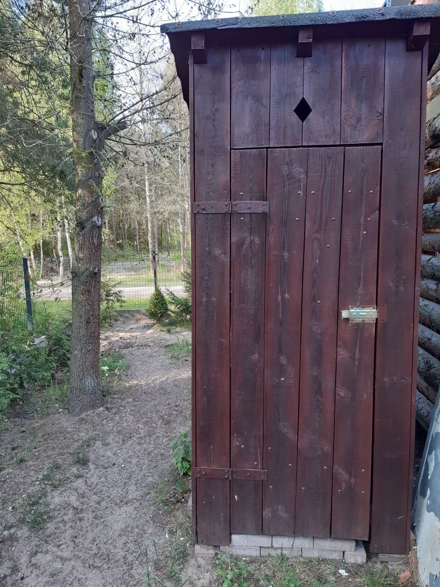 WC, toaleta drewniana
