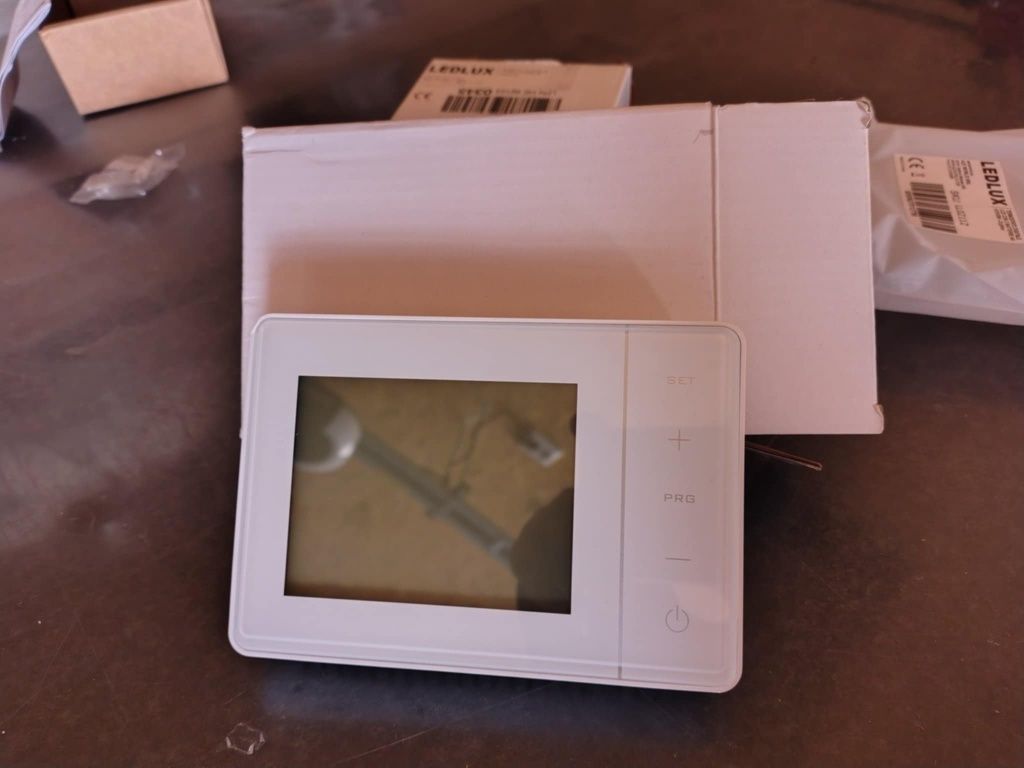 Termostat Zigbee z akumulatorem WIFI, na baterie