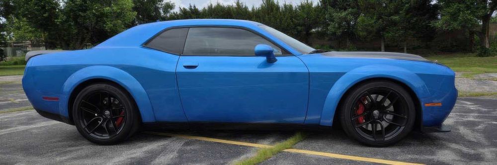 Dodge Challenger      2019