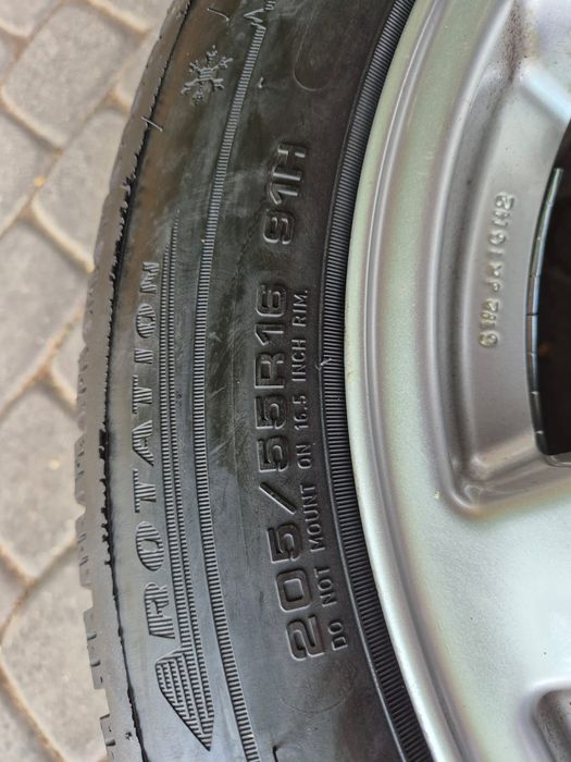 Koła VW Skoda Aud Seati 16 5x112 et 35 Nowe opony 205/55/16 Dunlop