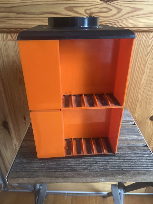 Sprzedam podwójny obrotowy box, stojak na kasety sconavariant z lat 70