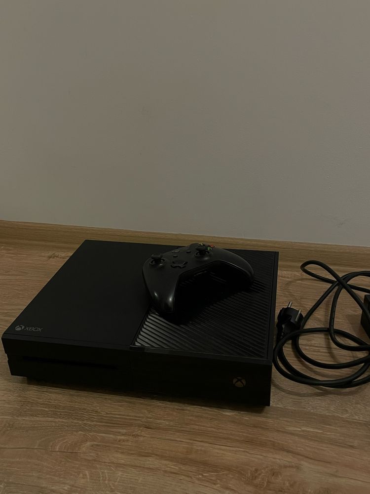 Xbox one 1tb + pad i gra