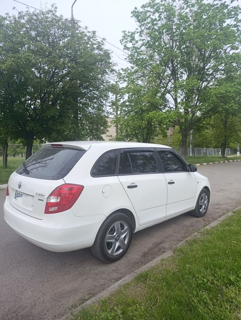 Продажа авто Skoda fabia 2