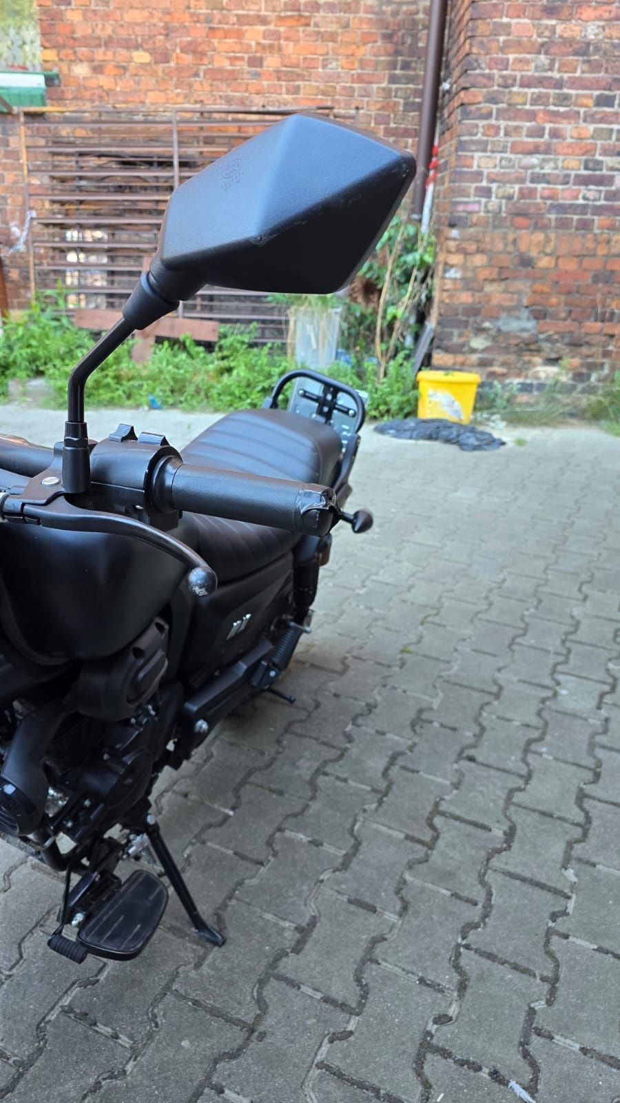 Junak m12 vintage czarny mat.