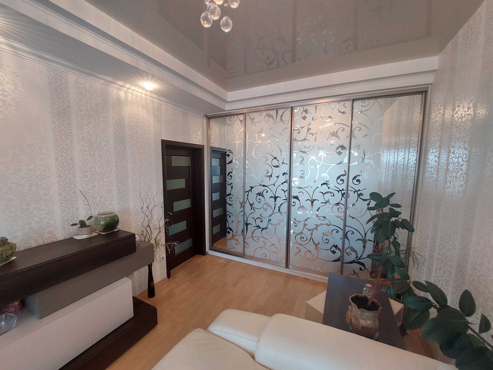 Продаж 2 кім квартири 56.9м2 вул. Міцкевича  м. Дрогобич