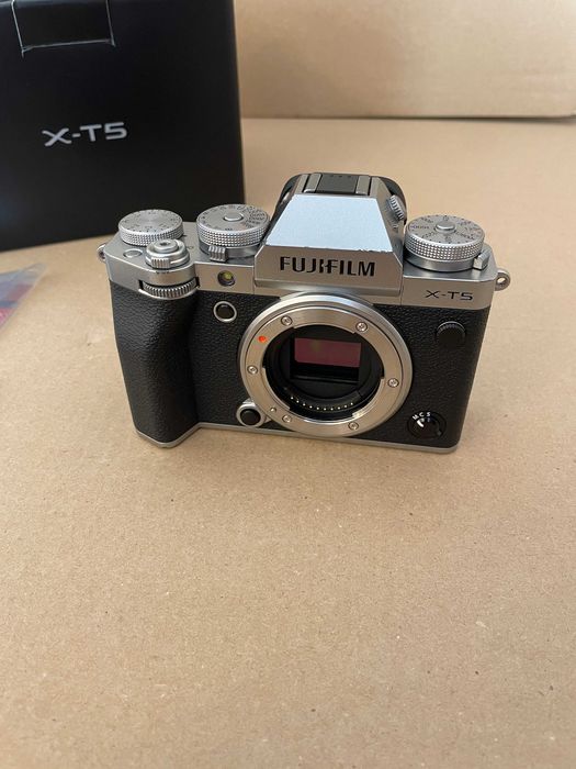 Fujifilm X-T5 Bezlusterkowiec Silver Komplet Gwarancja Promocja !