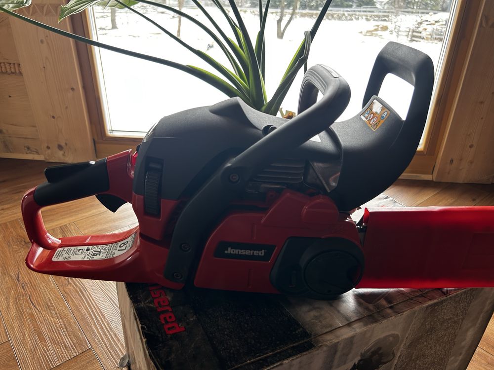Nowa pila spalinowa Jonsered husqvarna