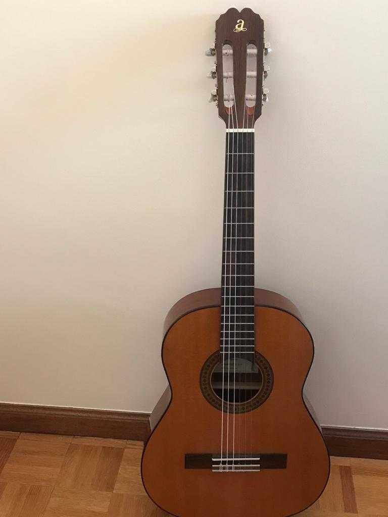 Admira Juanita 3/4 | Guitarra Clássica em PERFEITO Estado!