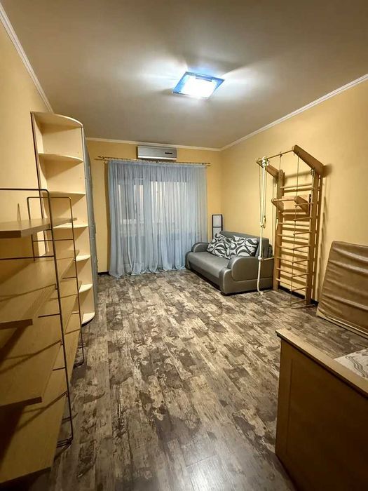 Оренда великой квартири .Житловий комплекс «Оазіс»