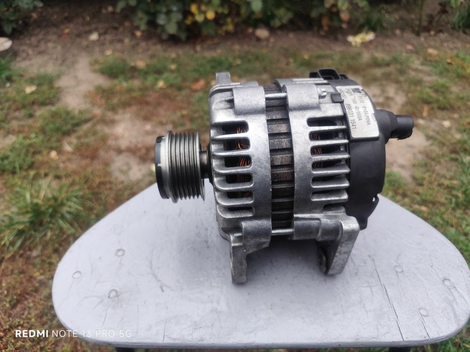 Генератор Opel Astra H,Zafira B,Corsa,Meriva 1.7 дизель. Оригінал 100А