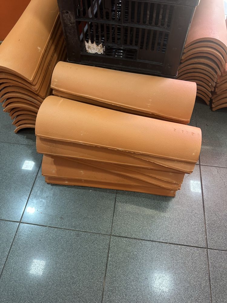 Vende se telhas novas 206 unidades