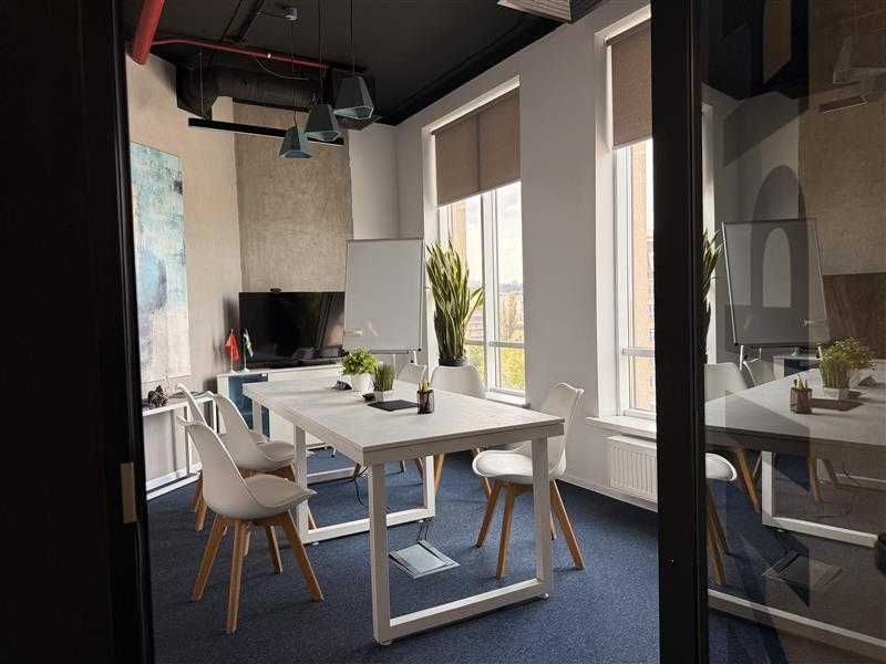 Пропонуємо місця для айтішників у коворкінгу на Подолі у БЦ "Астарта"