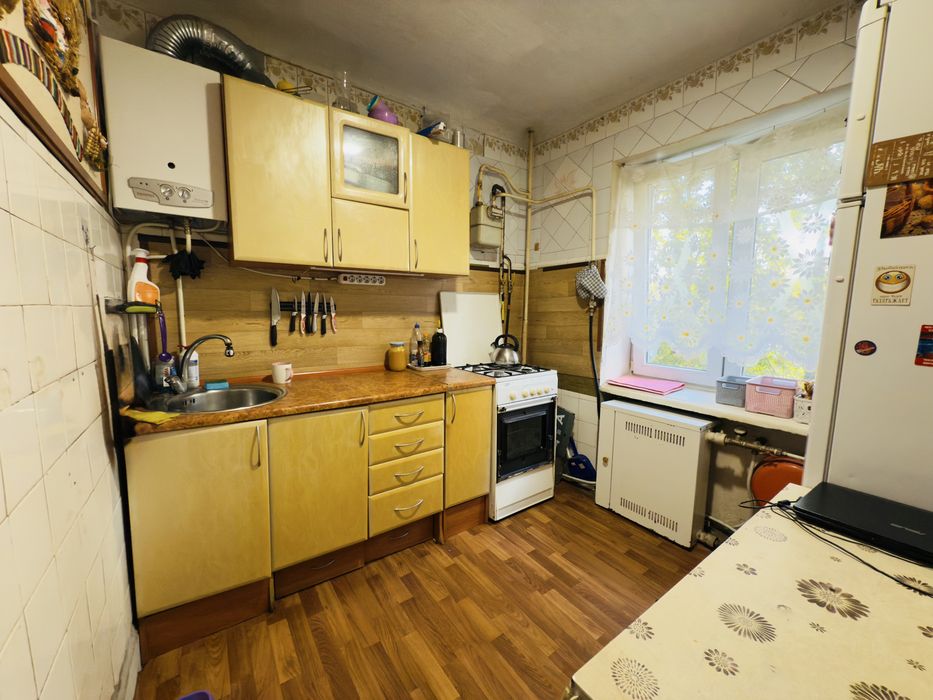 Продаж! Центр! 2-кімнатна квартира! Індивідуальне опалення!