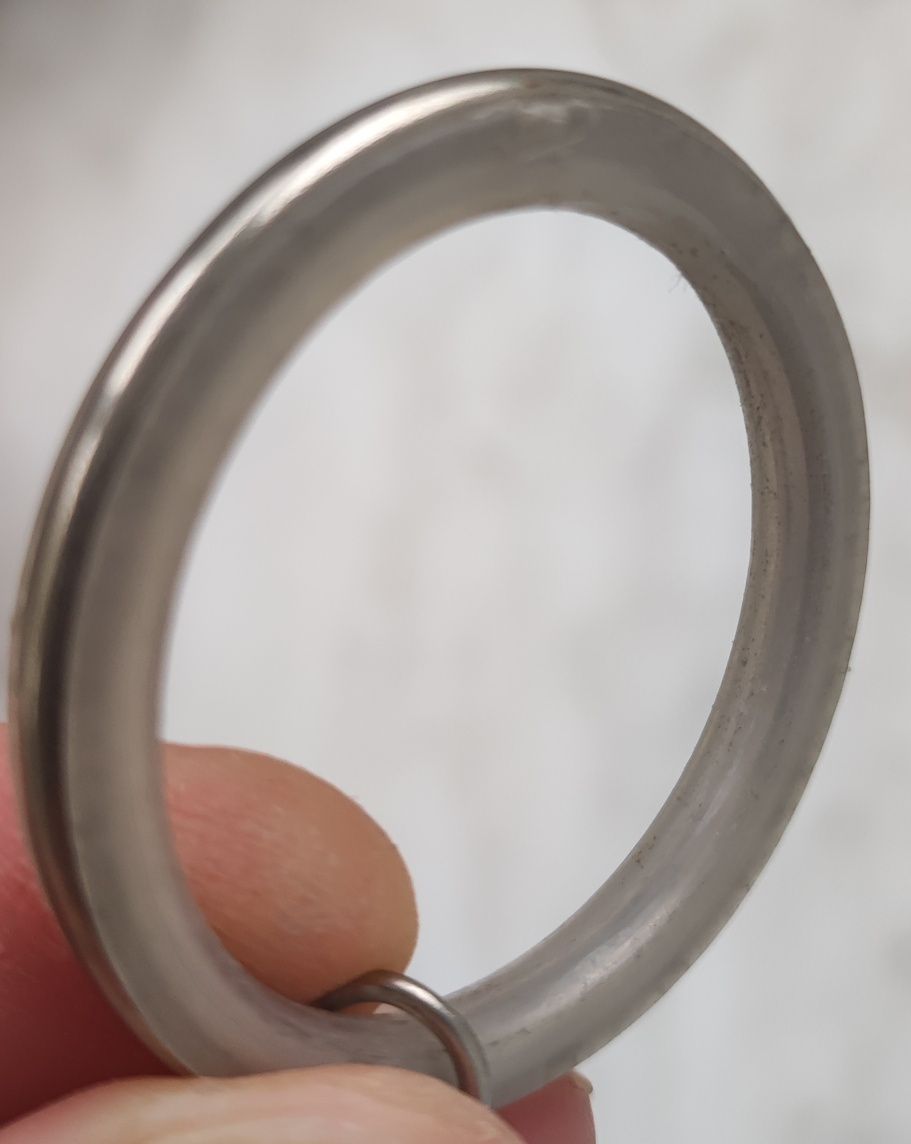 Kółka z żabkam wkładka plastik i do karnisza firanek 30 mm 48 szt