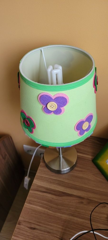 Lampka, lampa stojąca do pokoju dziecięcego