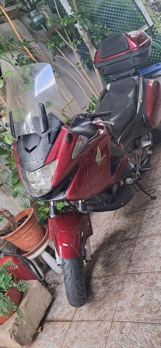 Mota Honda deauville