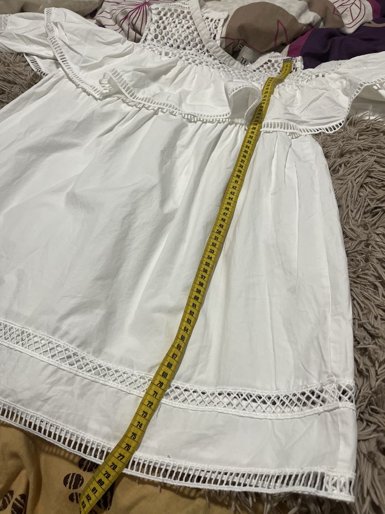 Sukienka biała letnia koszulowa boho rozkloszowana