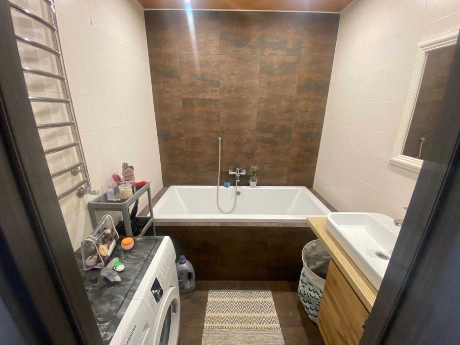 Продаж 3 км квартири на Коцюбинського в новобудові з індивідуальним