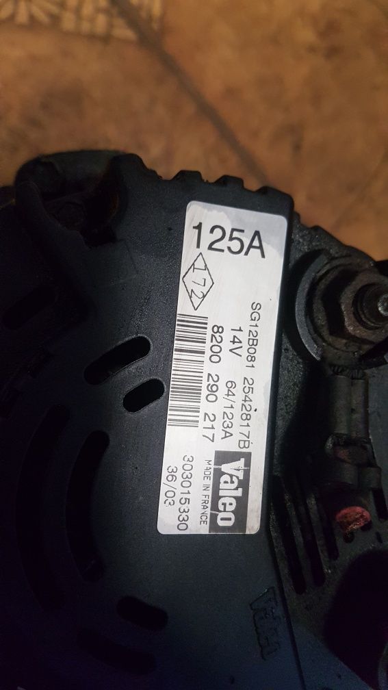 Alternator Renault Scenic II 1.9  2542  817B  Valeo