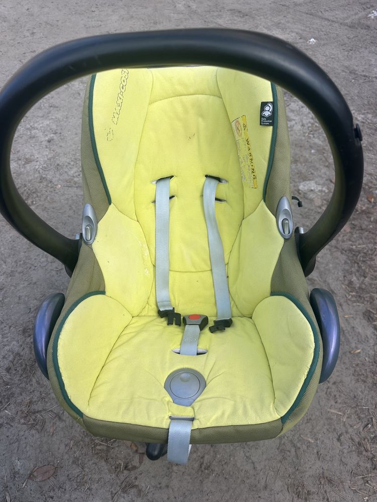 Автокрісло Maxi Cosi CabrioFix. 2 шт. Торг