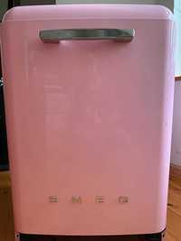 Посудомийна машина Smeg Pink