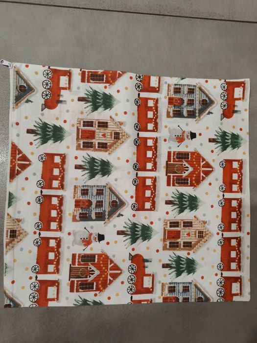 Poszewki świąteczne 40*40. Nowe