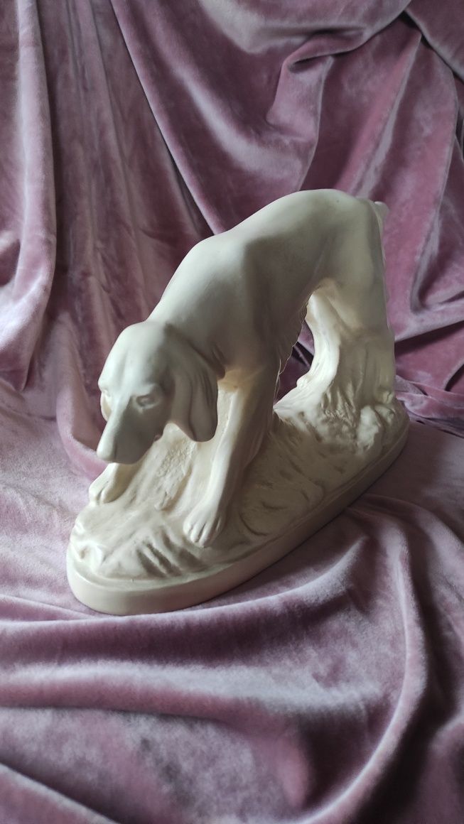 Pies myśliwski, Jihokera Bechyne. Duża 35/19 cm stara figurka z Czech.