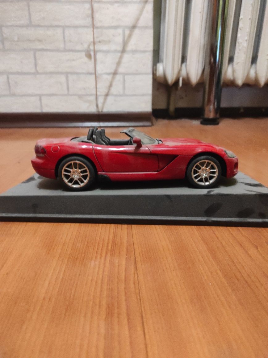 Model samochodu skala 1/18 Miasto Dodge Viper SRT-10 Special Edition