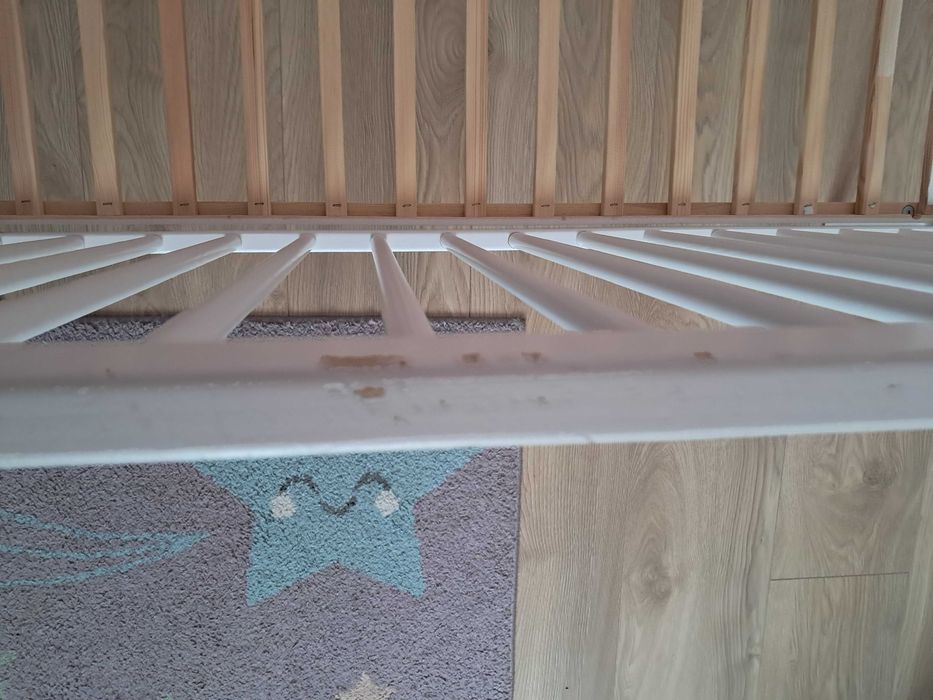 Łożeczko  dziecięce białe