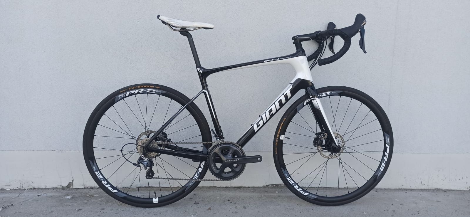 GIANT DEFY ADVANCED 1, Shimano Ultegra(hydraulika), Rozmiar M/L- 56