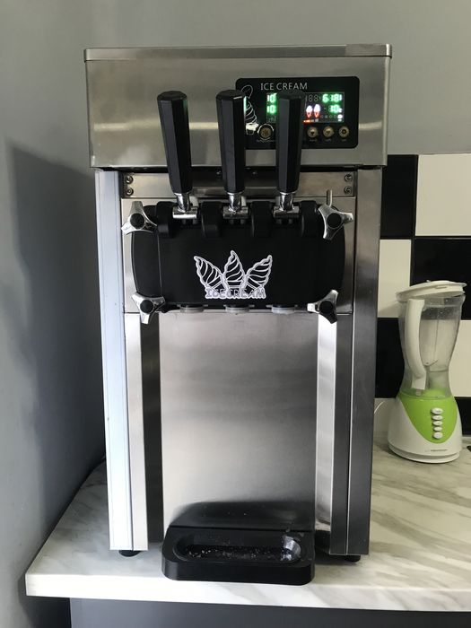 Maszyna do lodow włoskich vevor a168