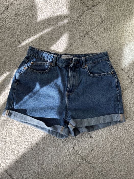 Літні джинсові шорти