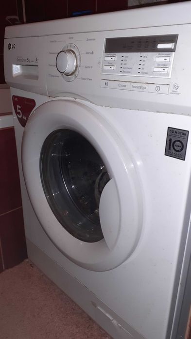 Пральна  машинка автомат LG  F10B9LD 5 кг б/в.