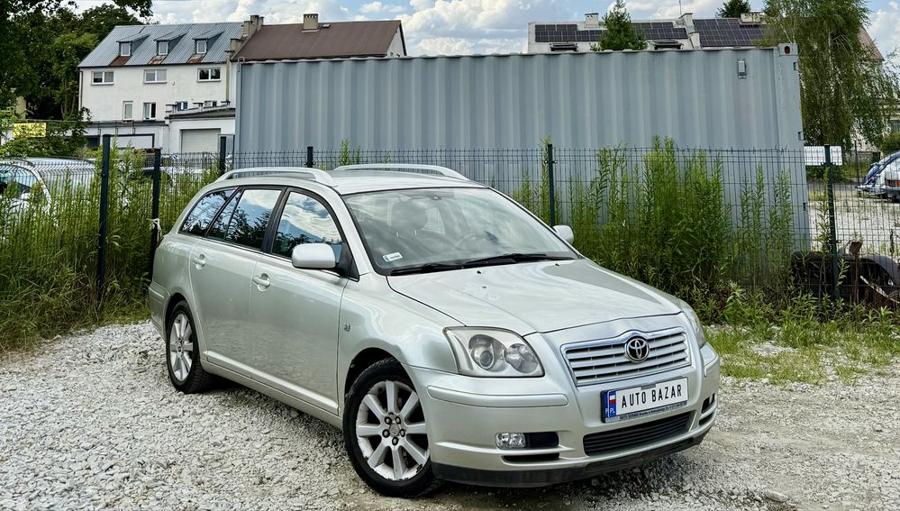 Toyota Avensis 1.8 * LPG * Hak * 2005 * Klima * Alufelgi * Zadbana