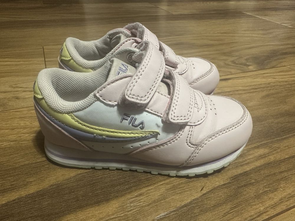 Buty sneakersy dziecięce fila 25