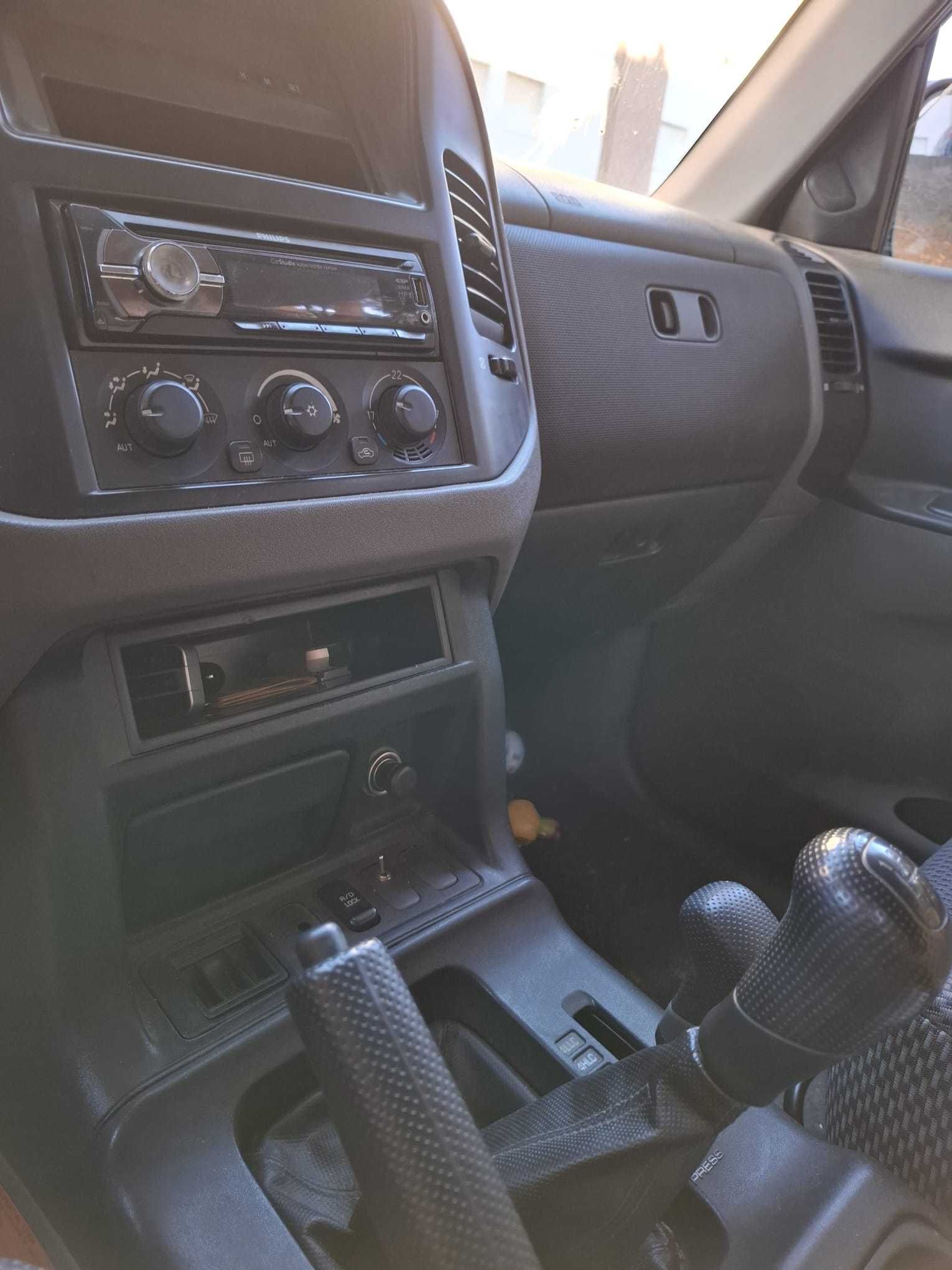Mitsubishi Pajero 2.5 TDI geração V60